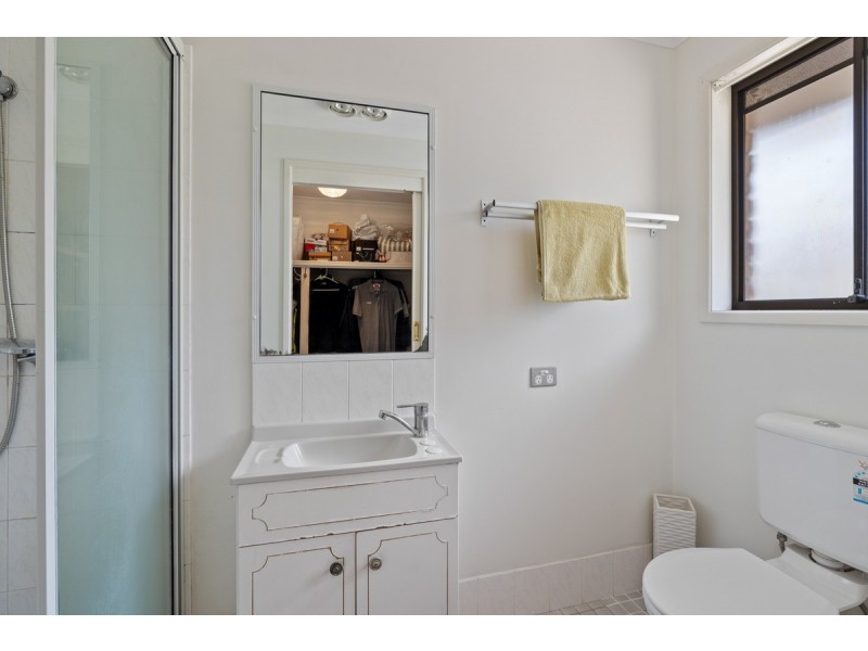 15 Pinewood Street, Capalaba QLD 4157