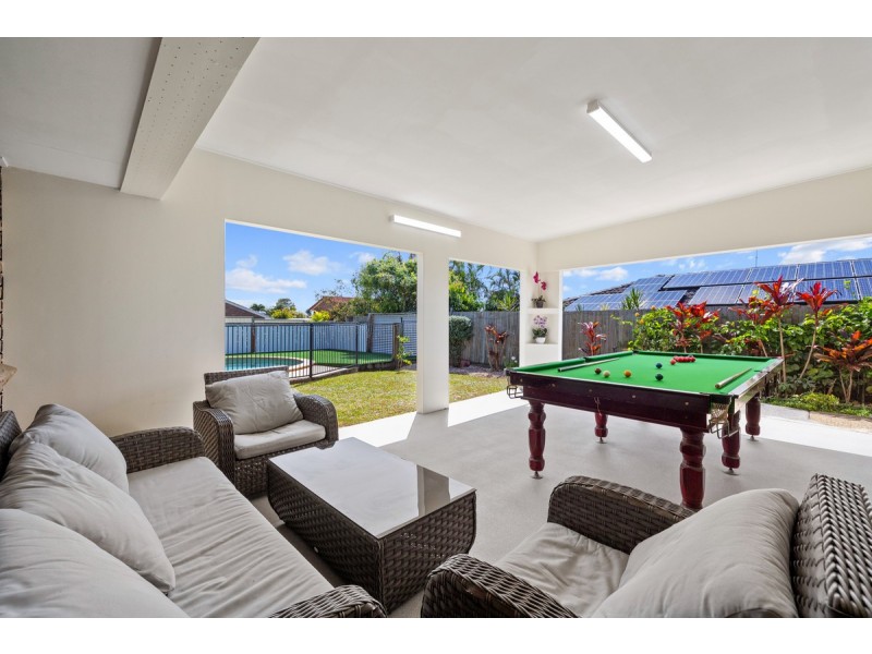 15 Pinewood Street, Capalaba QLD 4157