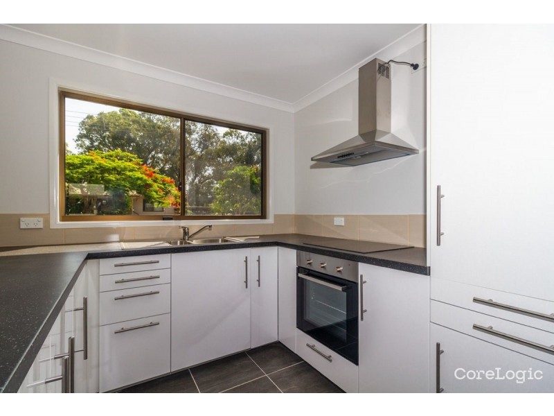 26 Crest Haven, Lamb Island QLD 4184