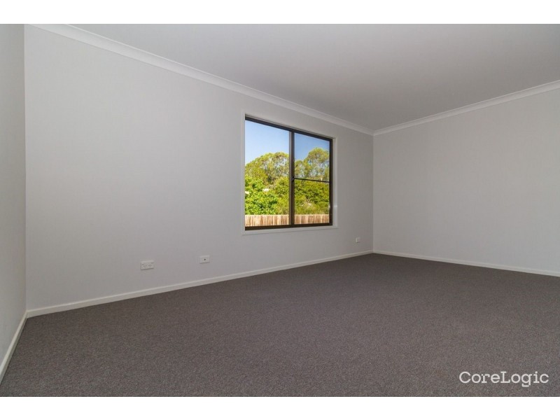 26 Crest Haven, Lamb Island QLD 4184