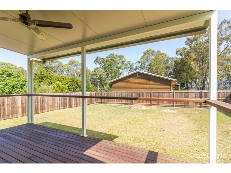 26 Crest Haven, Lamb Island QLD 4184