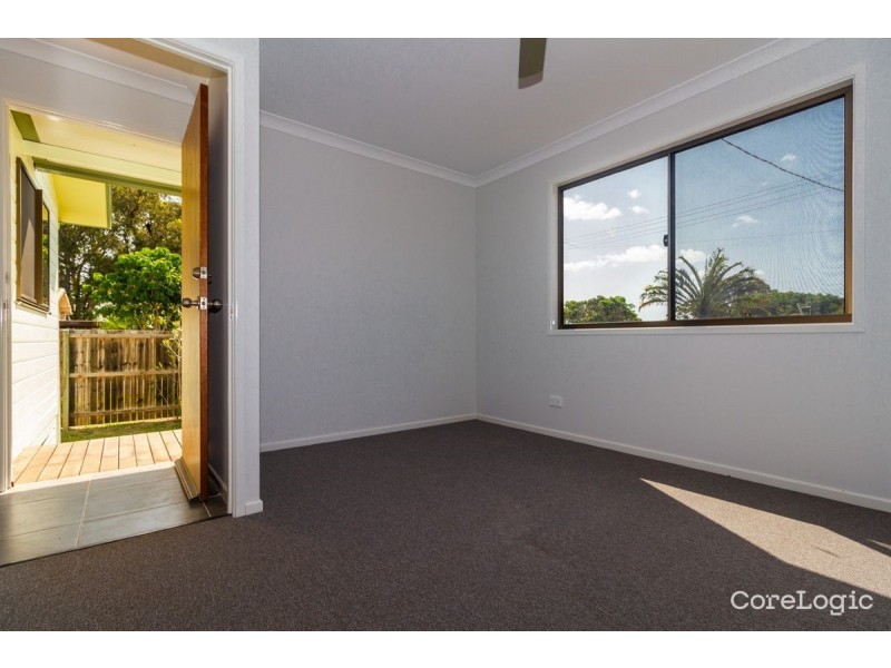 26 Crest Haven, Lamb Island QLD 4184