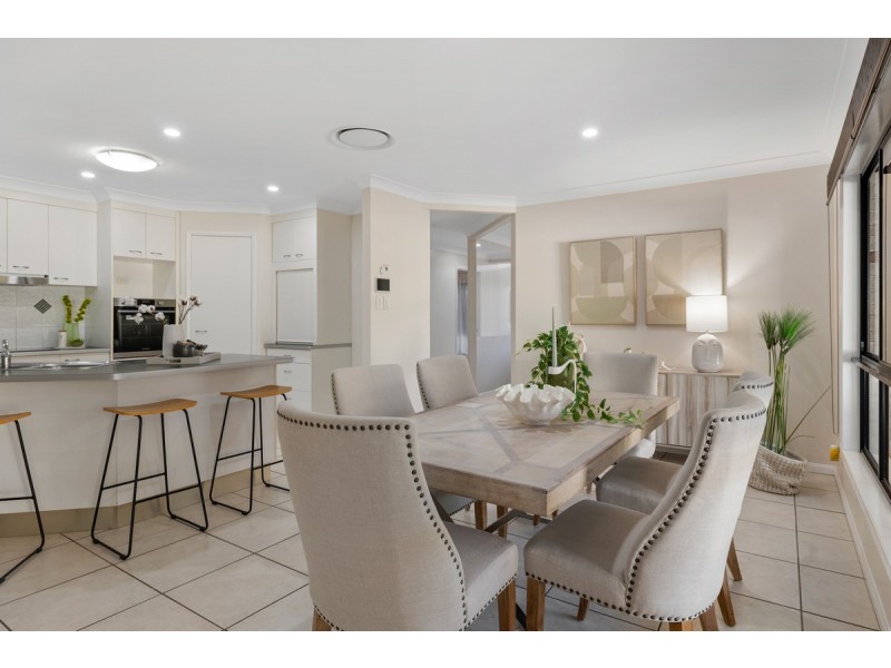 24 Whepstead Avenue, Wellington Point QLD 4160