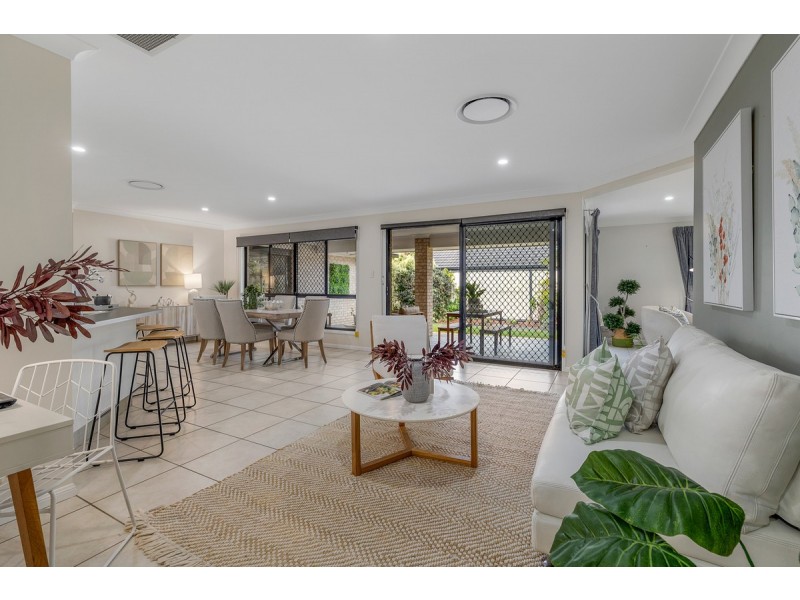 24 Whepstead Avenue, Wellington Point QLD 4160