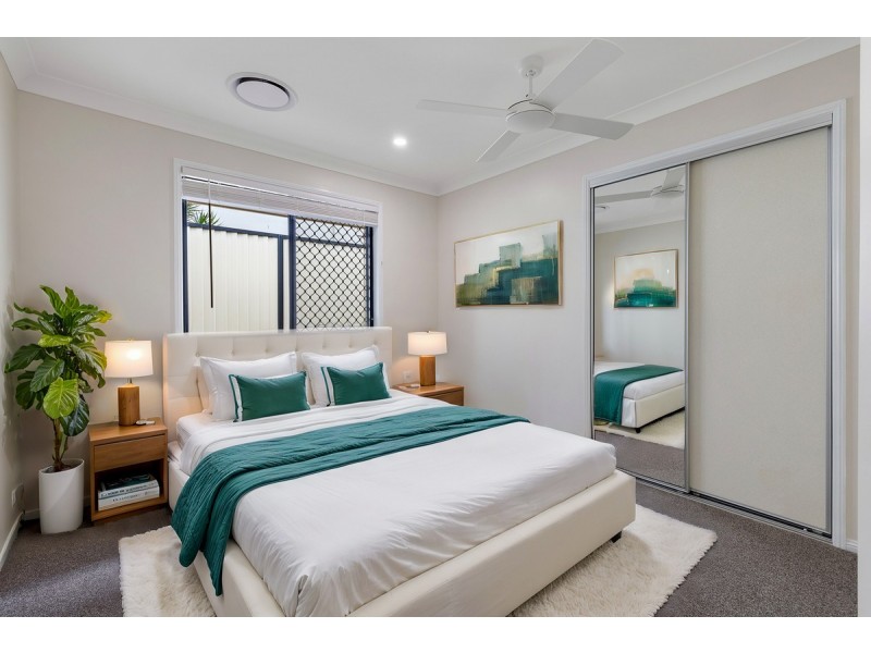 24 Whepstead Avenue, Wellington Point QLD 4160