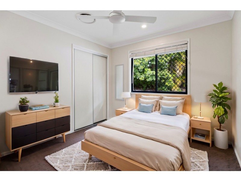 24 Whepstead Avenue, Wellington Point QLD 4160