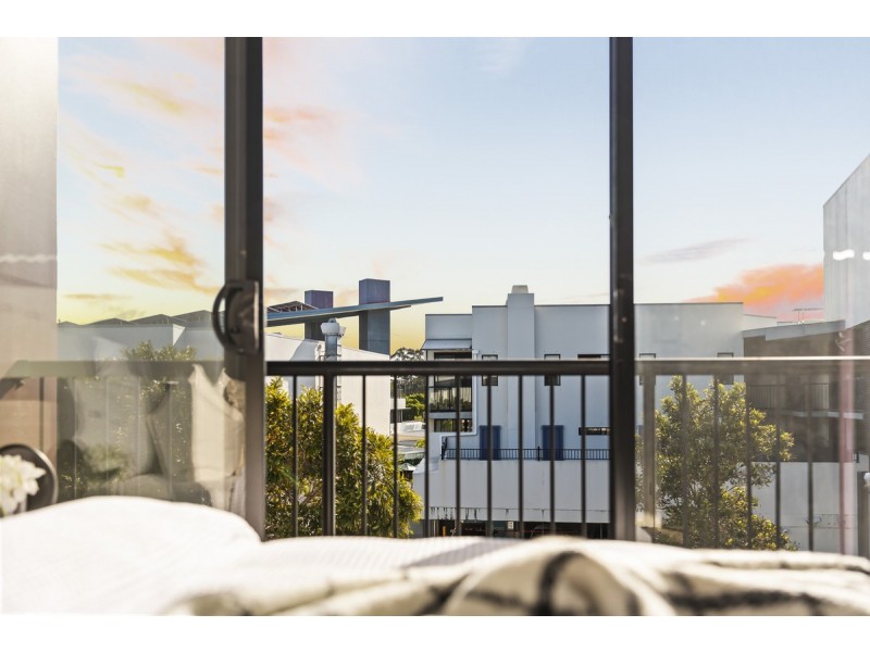 49/152-166 Shore Street West, Cleveland QLD 4163