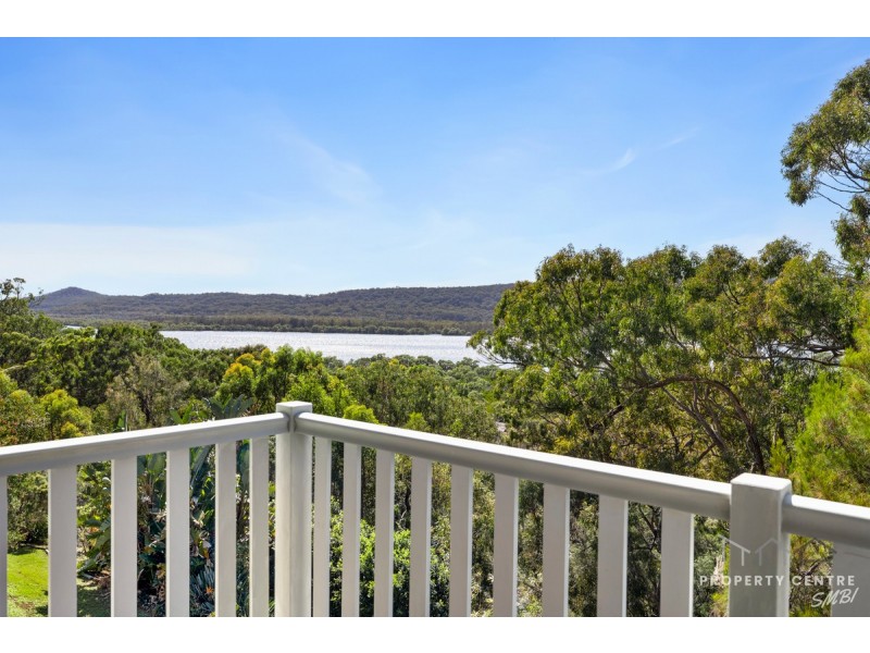 12 Leichhardt Terrace, Russell Island QLD 4184