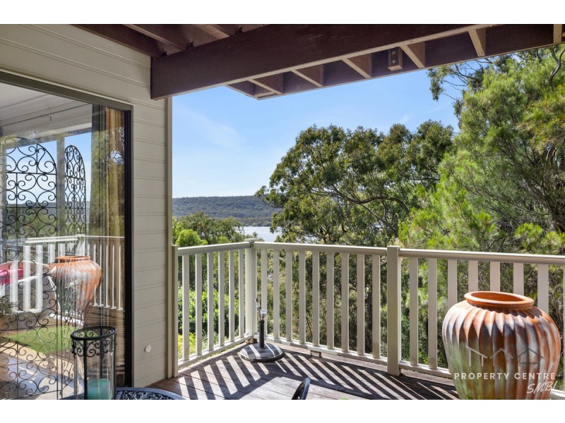 12 Leichhardt Terrace, Russell Island QLD 4184