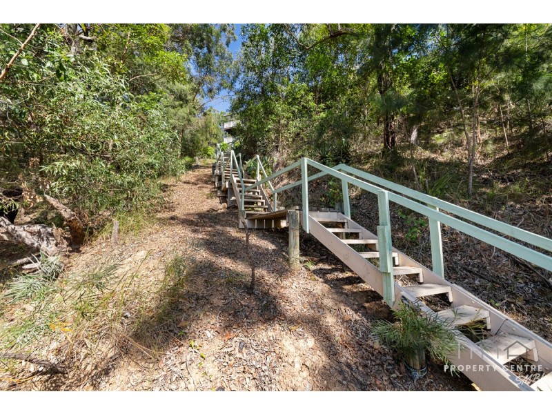 12 Leichhardt Terrace, Russell Island QLD 4184