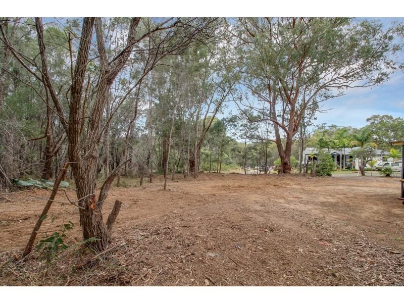 13 Rampart Drive, Russell Island QLD 4184
