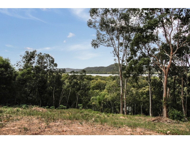 37 Aquamarine Avenue, Russell Island QLD 4184