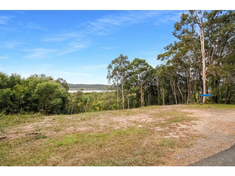 37 Aquamarine Avenue, Russell Island QLD 4184