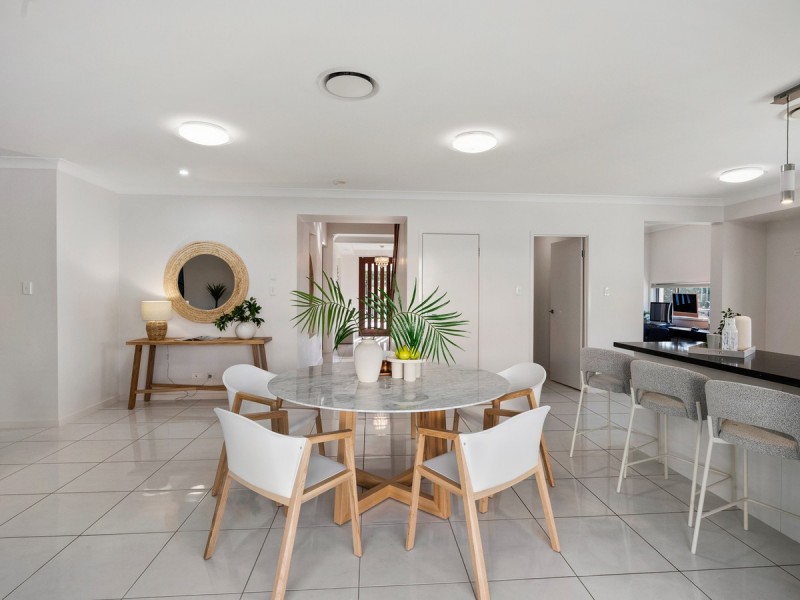 7 Yorston Place, Ormiston QLD 4160