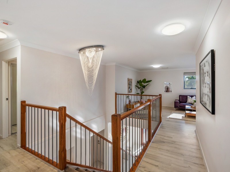 7 Yorston Place, Ormiston QLD 4160