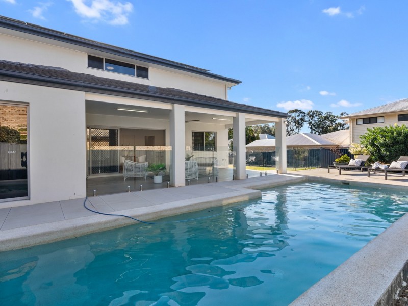 7 Yorston Place, Ormiston QLD 4160