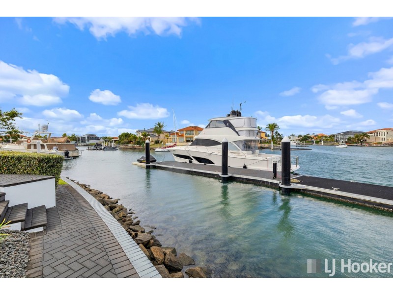 34 Piermont Place, Raby Bay QLD 4163