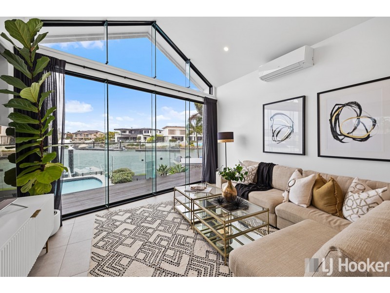 34 Piermont Place, Raby Bay QLD 4163