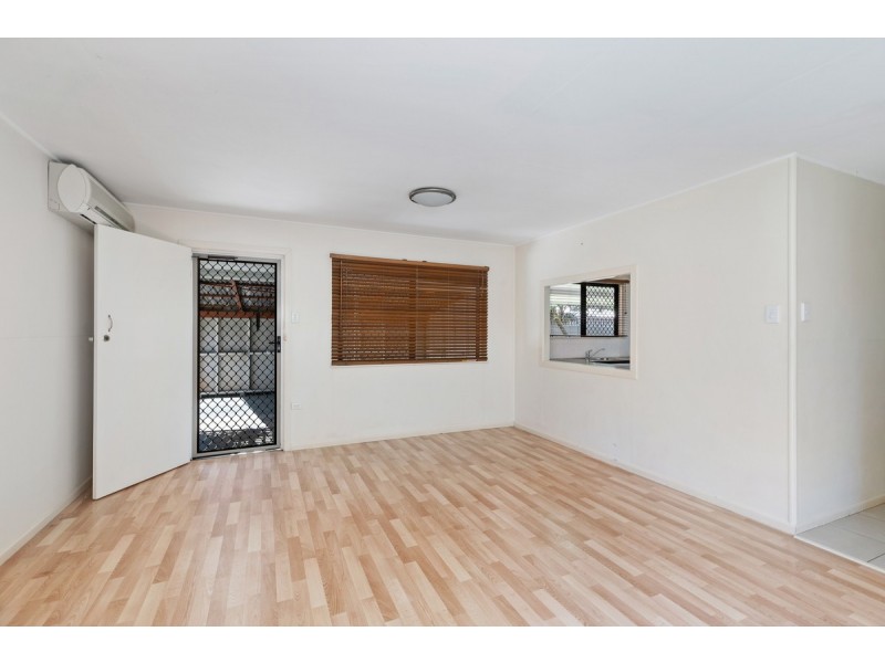 51 Thorne Road, Birkdale QLD 4159