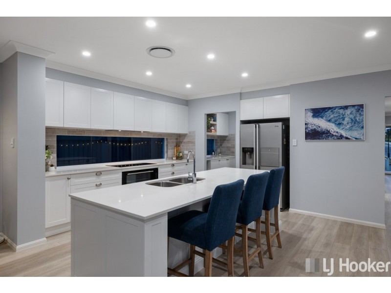 49 Walter Drive, Thornlands QLD 4164