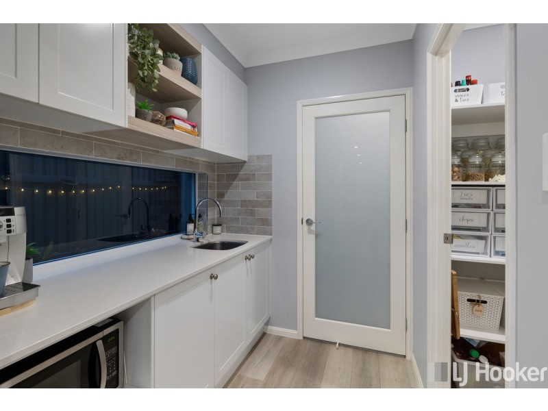 49 Walter Drive, Thornlands QLD 4164