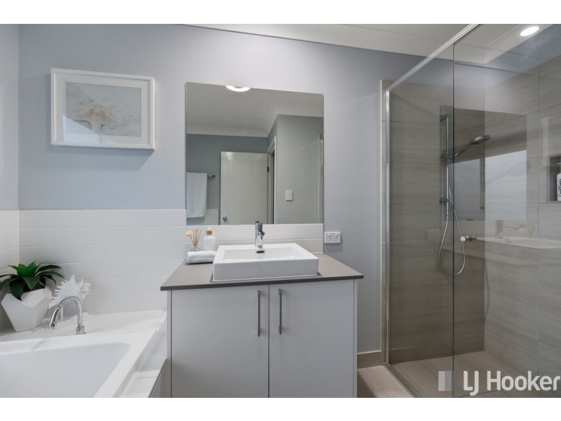 49 Walter Drive, Thornlands QLD 4164