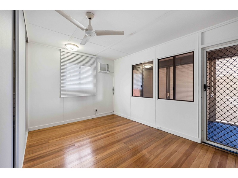 12 John Street, Cleveland QLD 4163