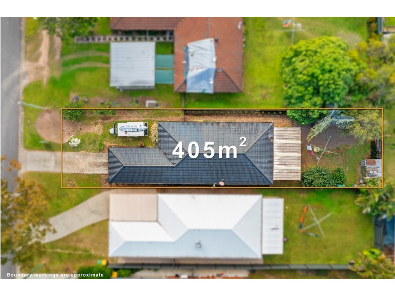 9 Michael Street, Redland Bay QLD 4165