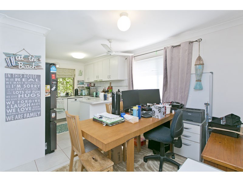 9 Michael Street, Redland Bay QLD 4165