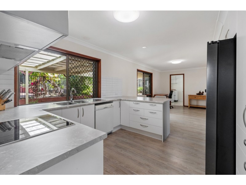 8 Sauterne Street, Thornlands QLD 4164