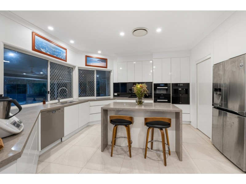 7 Lorikeet Drive, Thornlands QLD 4164