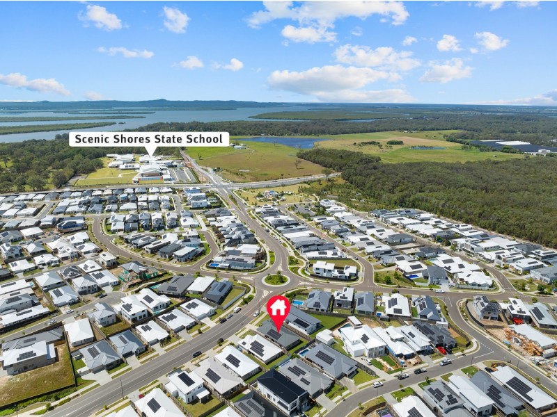 44 Shoreline Avenue, Redland Bay QLD 4165