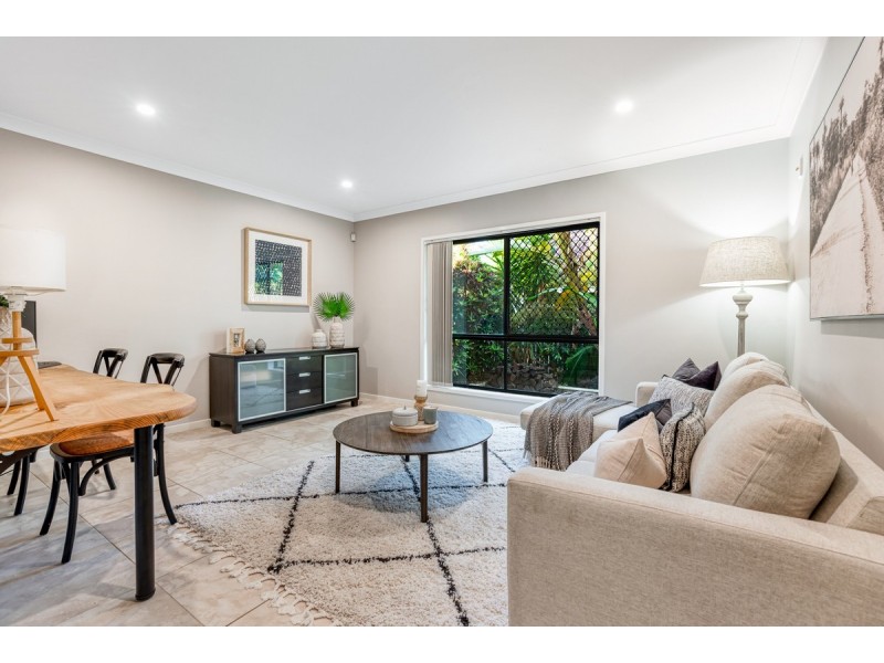 16 Rowallan Close, Westlake QLD 4074
