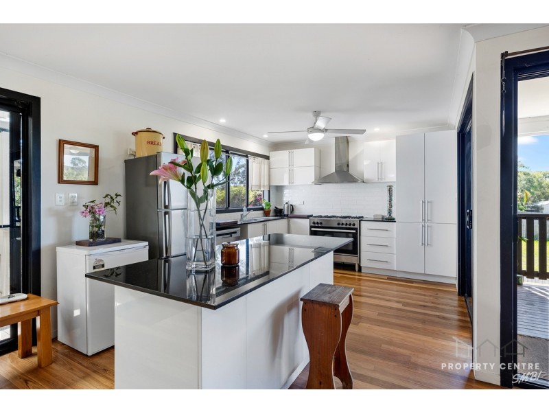 7 James Street, Russell Island QLD 4184