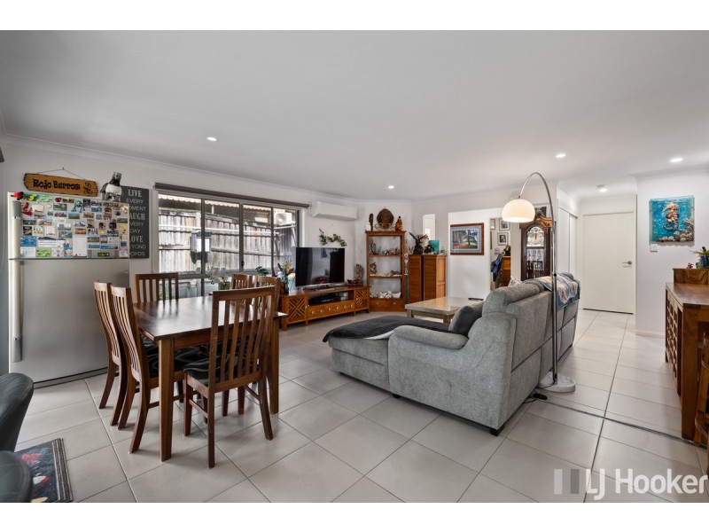 2/27 Riley Peter Place, Cleveland QLD 4163