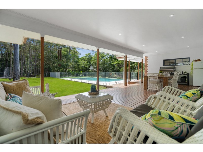 2 Dinwoodie Road, Thornlands QLD 4164