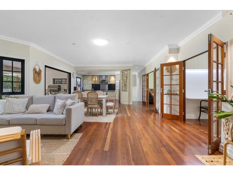 2 Dinwoodie Road, Thornlands QLD 4164