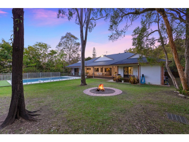 2 Dinwoodie Road, Thornlands QLD 4164