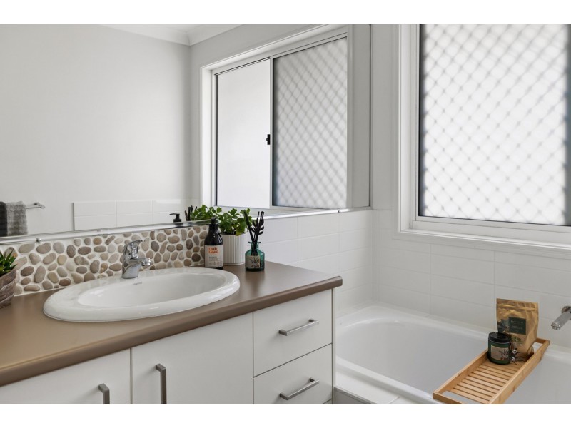 31 Spotted Gum Crescent, Mount Cotton QLD 4165