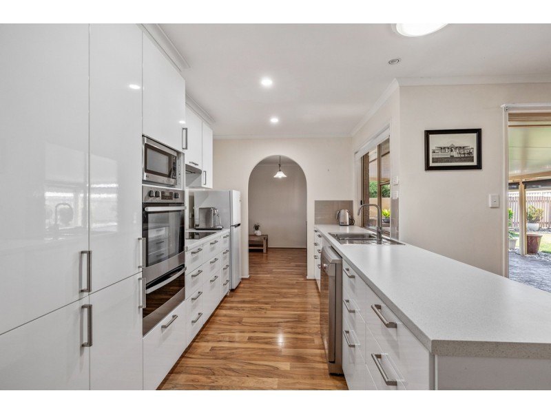 5 Corella Court, Birkdale QLD 4159