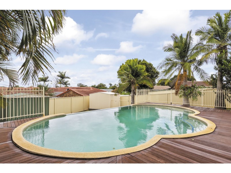 22 Spurs Drive, Wellington Point QLD 4160