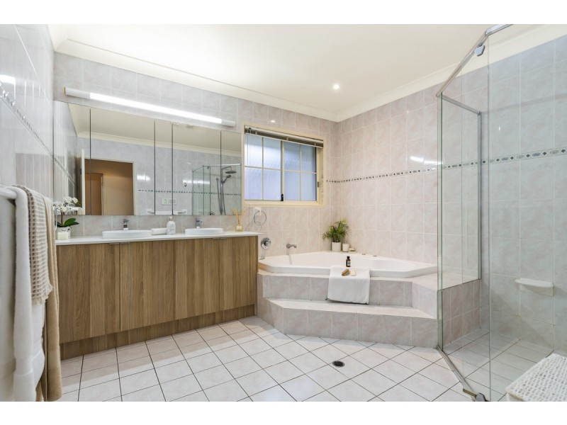 7 Melrose Close, Carindale QLD 4152