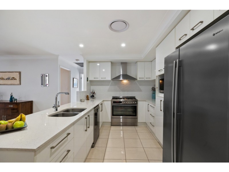 79 Brindabella Circuit, Thornlands QLD 4164