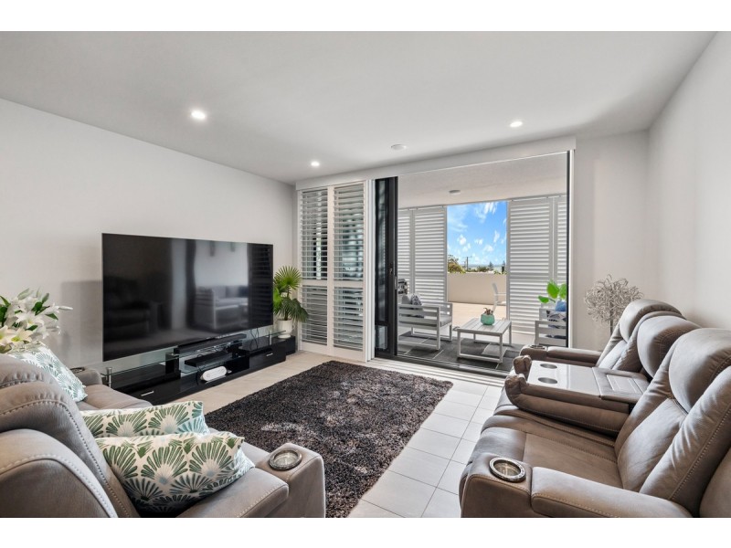 1205/90 Berrima Street, Wynnum QLD 4178