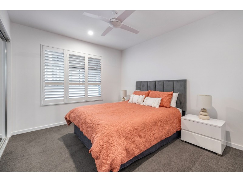 1205/90 Berrima Street, Wynnum QLD 4178