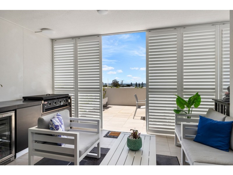 1205/90 Berrima Street, Wynnum QLD 4178