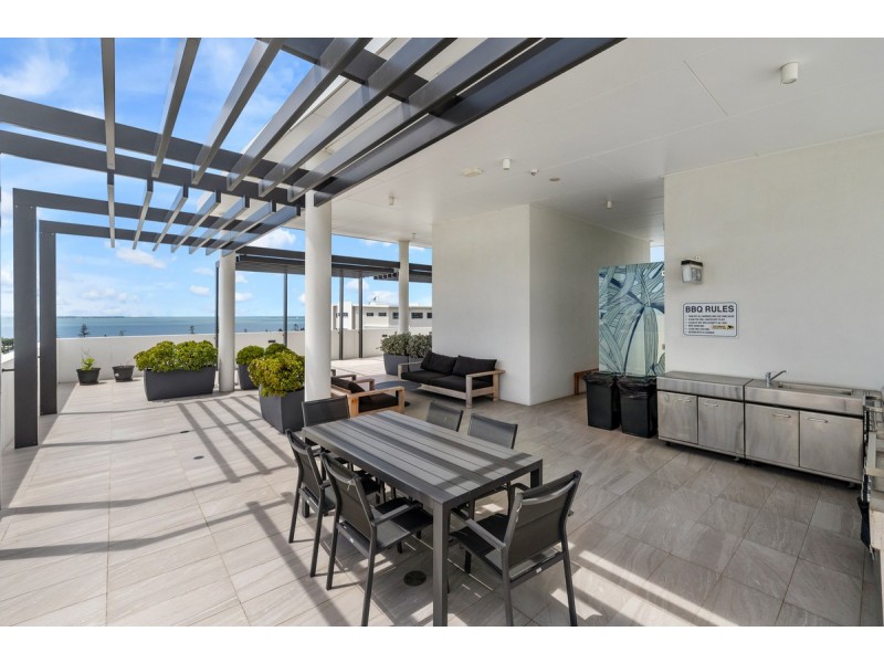 1205/90 Berrima Street, Wynnum QLD 4178