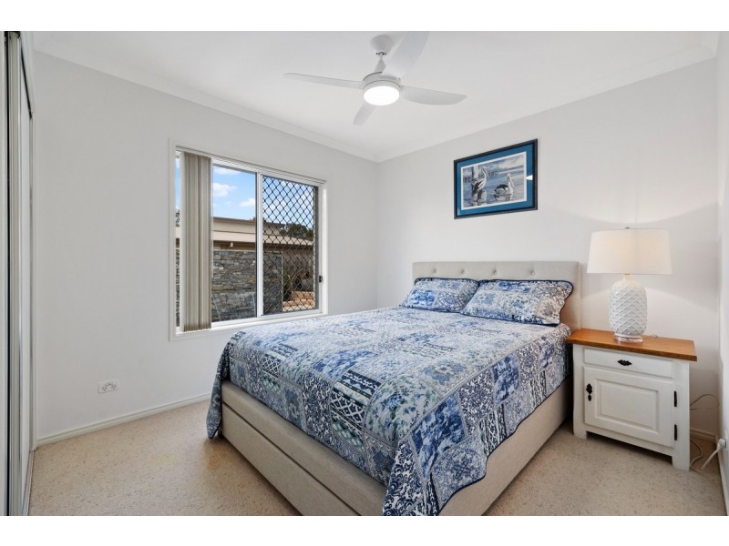 6 Acer Place, Redland Bay QLD 4165