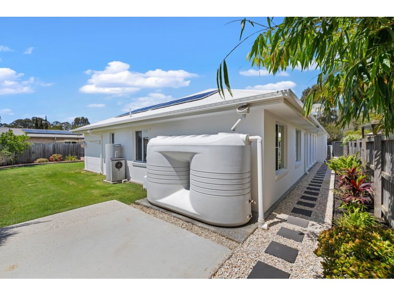 6 Acer Place, Redland Bay QLD 4165