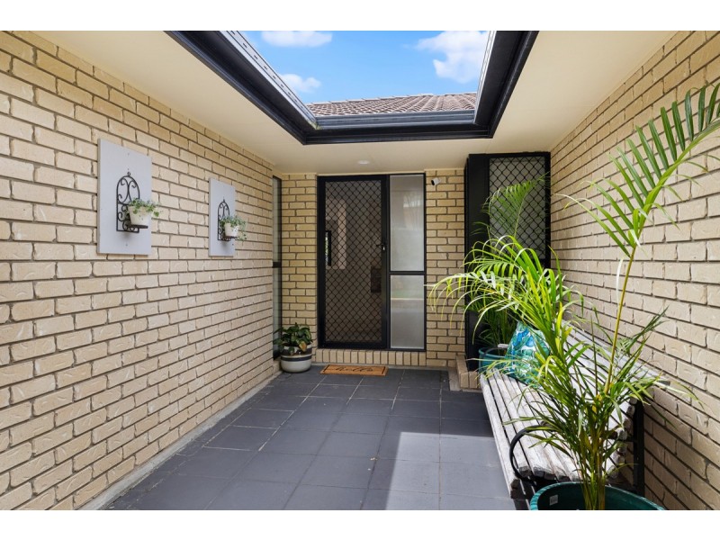 4 Hakea Place, Mount Cotton QLD 4165